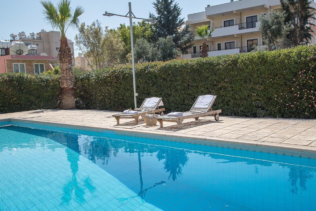 Paphos Love Hut Apartment ภายนอก รูปภาพ