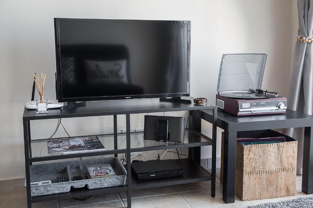 Paphos Love Hut Apartment ภายนอก รูปภาพ