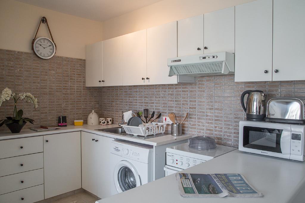 Paphos Love Hut Apartment ภายนอก รูปภาพ