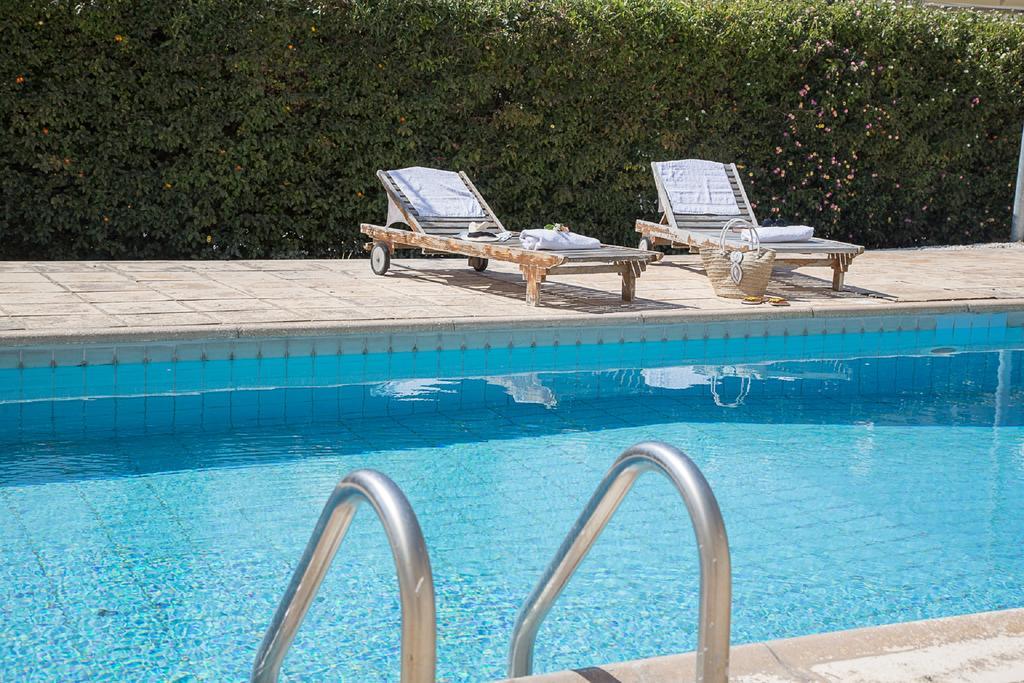 Paphos Love Hut Apartment ภายนอก รูปภาพ