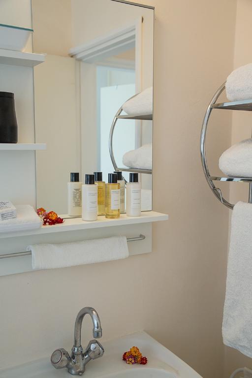 Paphos Love Hut Apartment ภายนอก รูปภาพ
